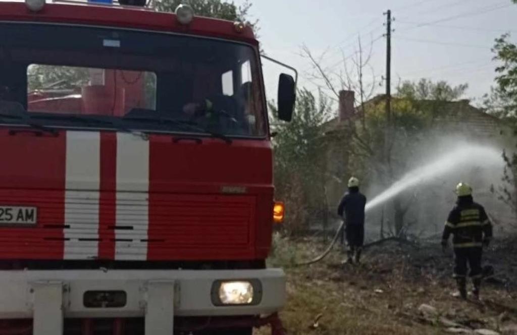 Пожар унищожи покрив, фураж и животни в Полски Тръмбеш