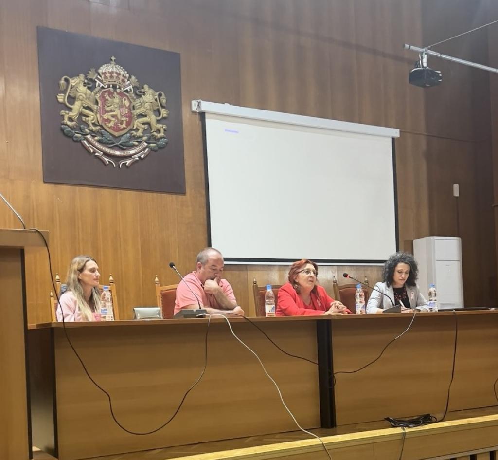 Ранната диагностика спасява: във Велико Търново представиха кампания срещу рака на гърдата