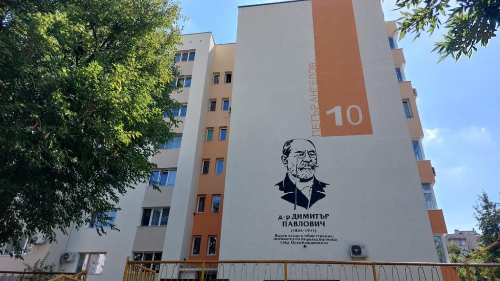 Над 916 000 евро за обновяване на жилищни квартали в Свищов - нови детски площадки, паркинги и зелени площи