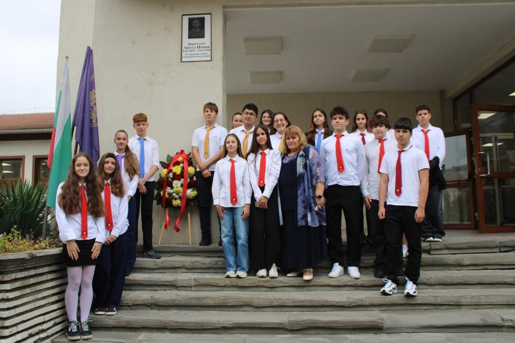 ПГСАГ „Ангел Попов“ във Велико Търново отбеляза 83 години с празник на знанията и професионалните умения
